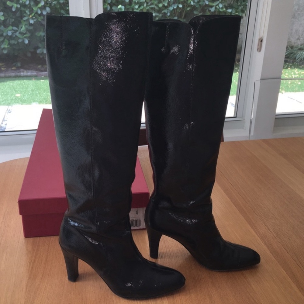 Salvatore Ferragamo “Rosaria” 8cm size 7B Patent Leather Boots IN ORIGINAL BOX!!